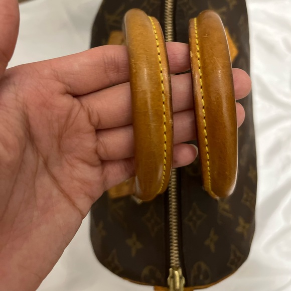 ✨SOLD✨AUTHENTIC LOUIS VUITTON SPEEDY 25✨ - Picture 5 of 14
